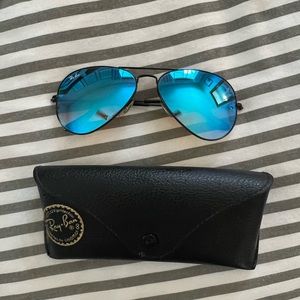 Women’s ray ban aviators